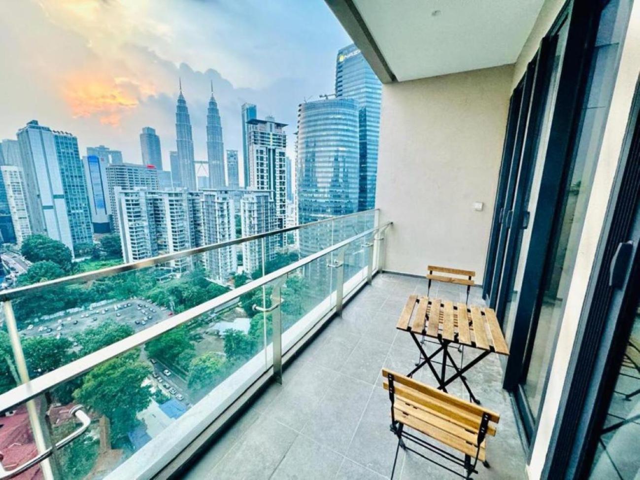 The Manor Klcc Serviced Apartment كوالالمبور المظهر الخارجي الصورة